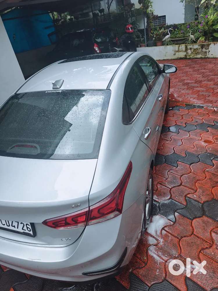 Hyundai Verna Petrol Automatic Sx O