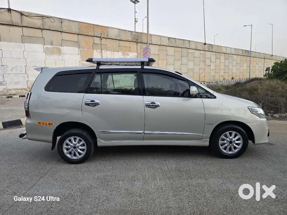 Toyota Innova 2014 Diesel Well Maintained
