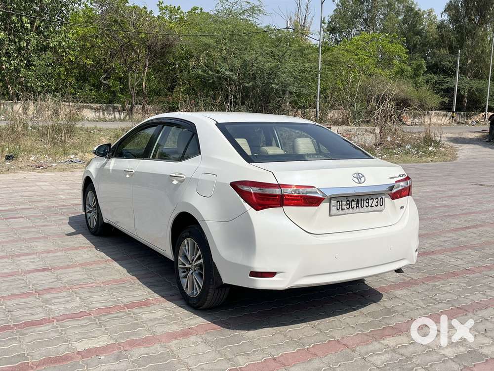 Toyota Corolla Altis 2013-2017 Vl At, 2016, Petrol