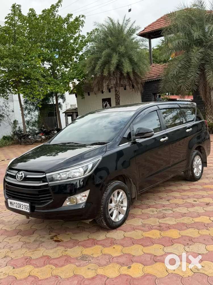 Toyota Innova Crysta 2.4 G Mt 7 Str, 2018, Diesel