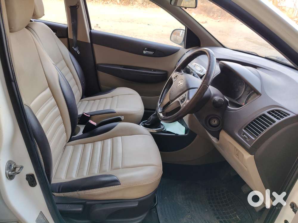 Hyundai I20 2009-2011 Asta, 2010, Petrol