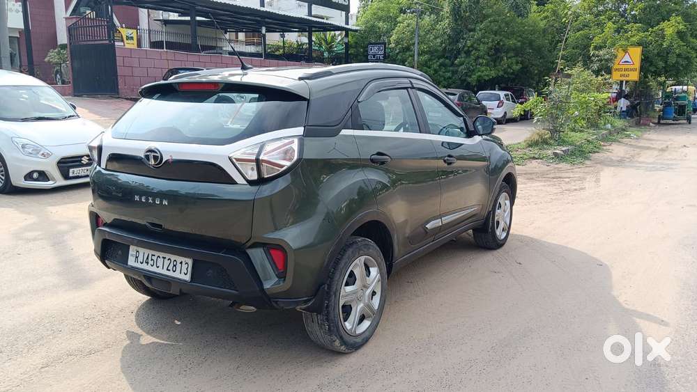 Tata Nexon 1.2 Revotron Xm (s), 2022, Petrol