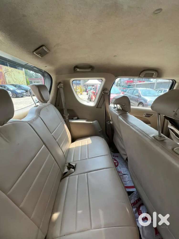 Maruti Suzuki Ertiga 2012