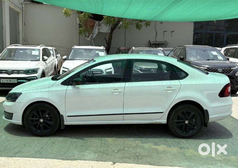 Skoda Rapid 1.0 Ambition Tsi At, 2021, Petrol