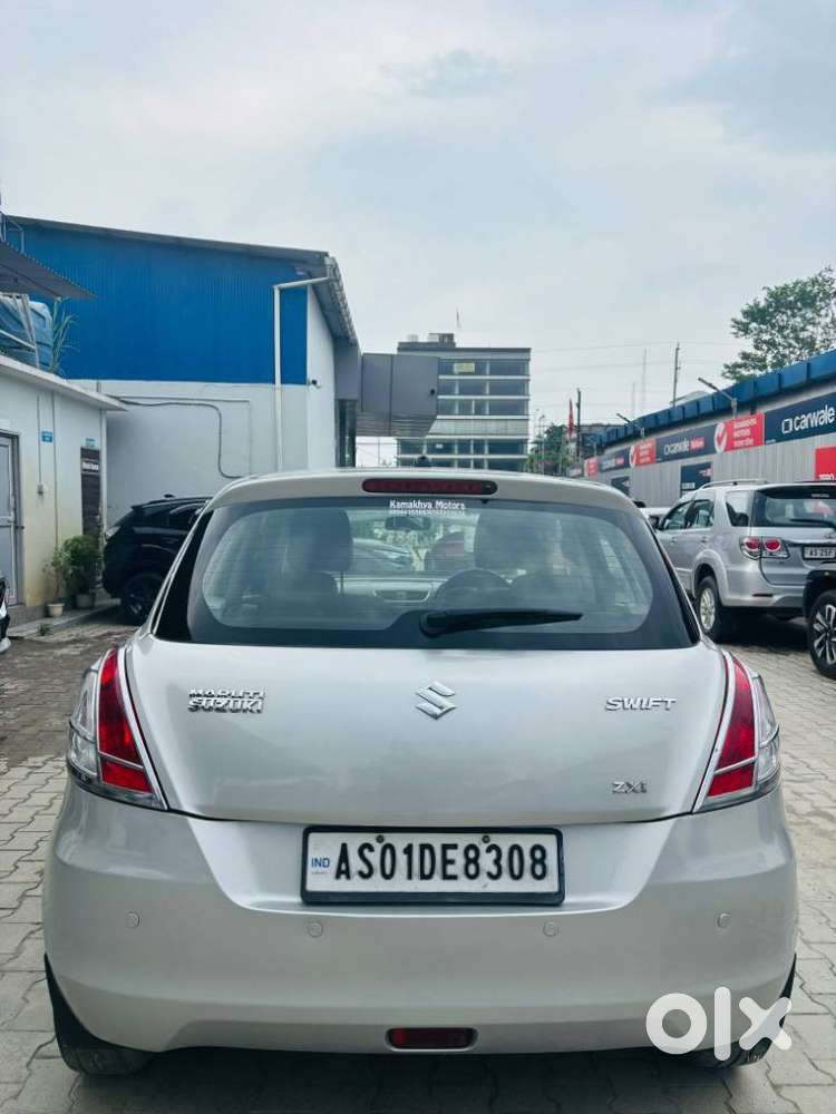 Maruti Suzuki Swift Vvt Zxi, 2017, Petrol