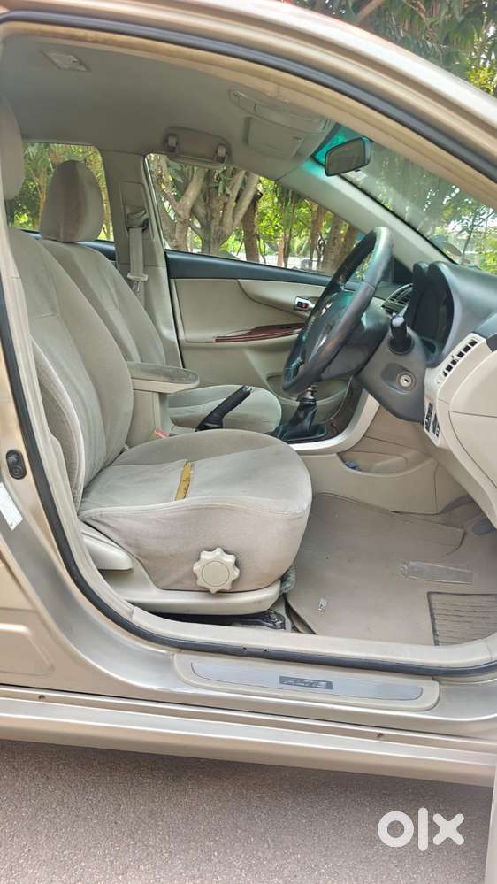 Toyota Corolla Altis 2010-2013 1.8 J, 2011, Diesel