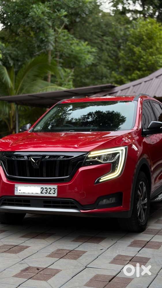 Mahindra Xuv7oo Mt 7 Seater Diesel Car 2022