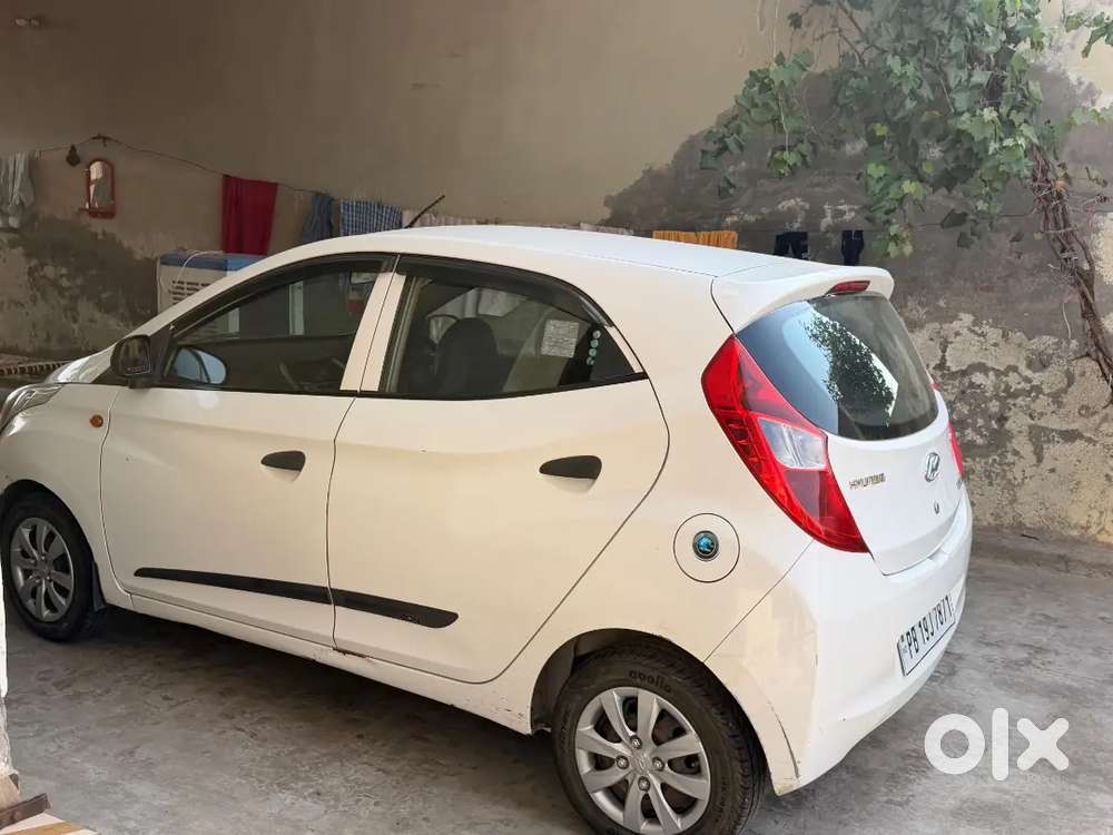 Hyundai Eon Magna + 2013