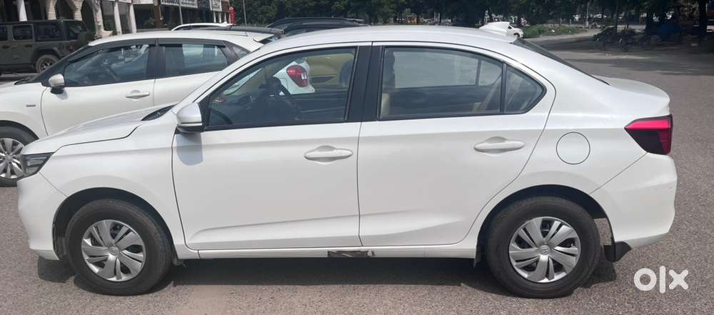 Honda Amaze 2023 Petrol Manual