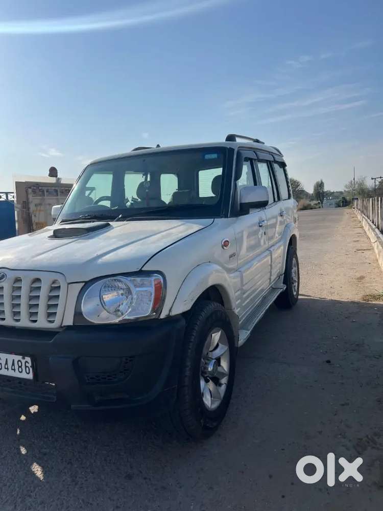 Mahindra Scorpio Classic 2008 Diesel 64000 Km Driven