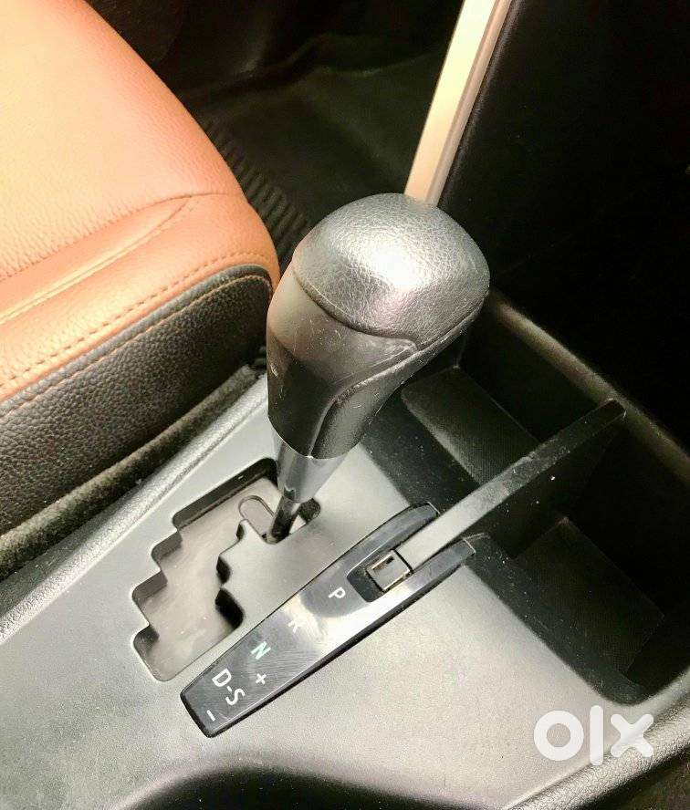 Toyota Innova Crysta [2020-ongoing] 2.4 Gx At 7 Str, 2020, Diesel