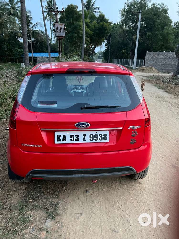 2012 Ford Figo Titanium Petrol