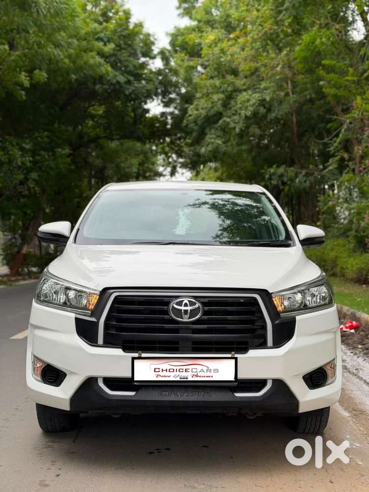 Toyota Innova Crysta 2.4 G Plus Mt 7 Str, 2023, Diesel