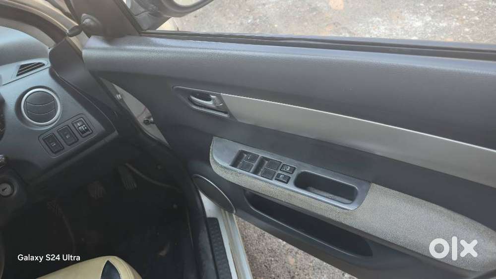 Maruti Suzuki Swift Vxi + Manual, 2009, Petrol