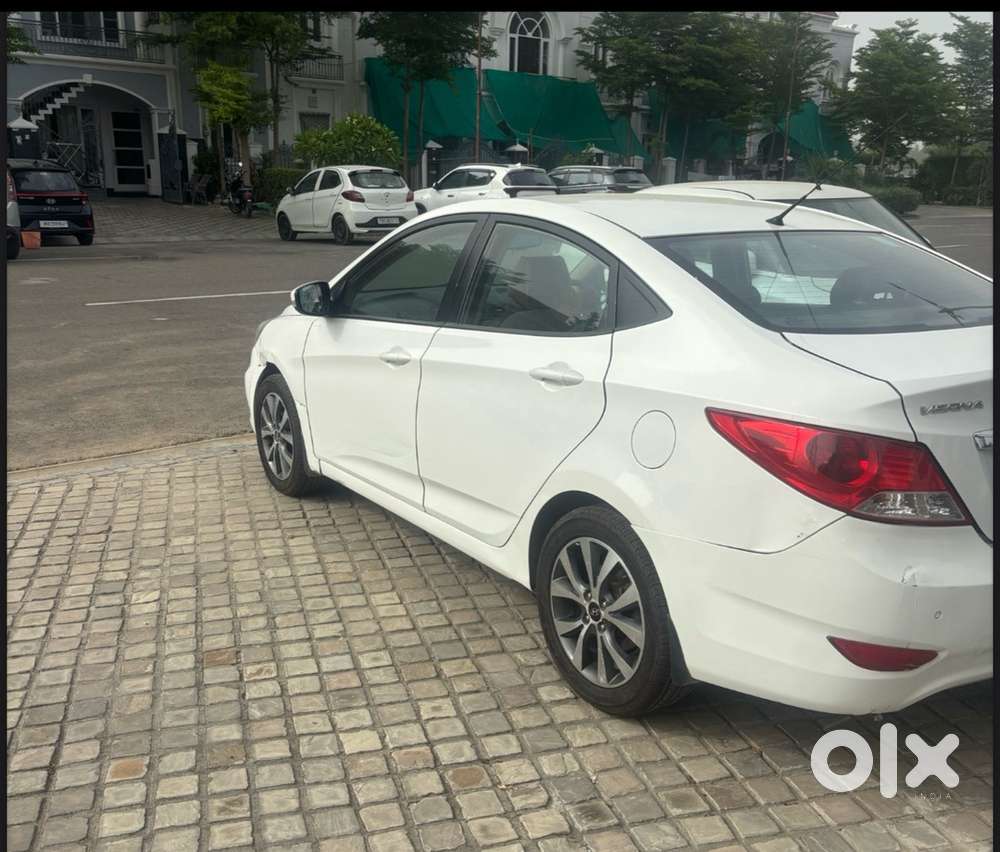 Premium Hyundai Fluidic Verna, Petrol, 2014, 85,000 Km For Sale