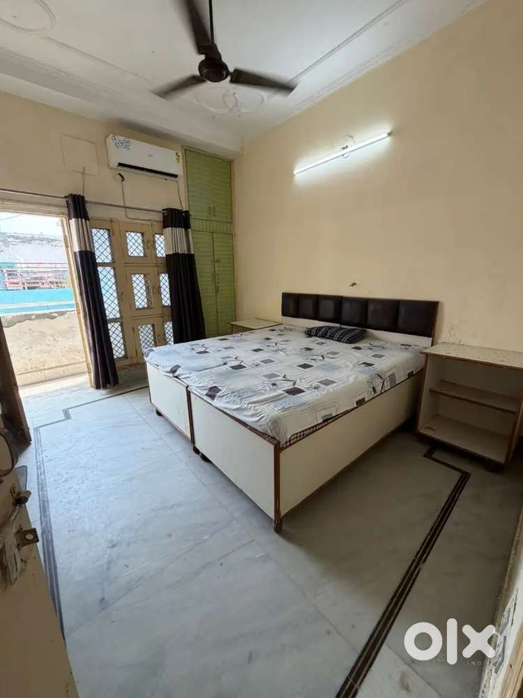 1RK Furnished Room without Kitchen near Dwarka Morh Metro For