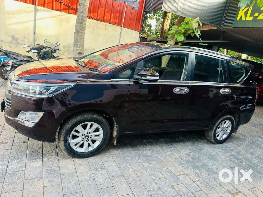 Toyota Innova Crysta 2.4 V 7 Str, 2017, Diesel