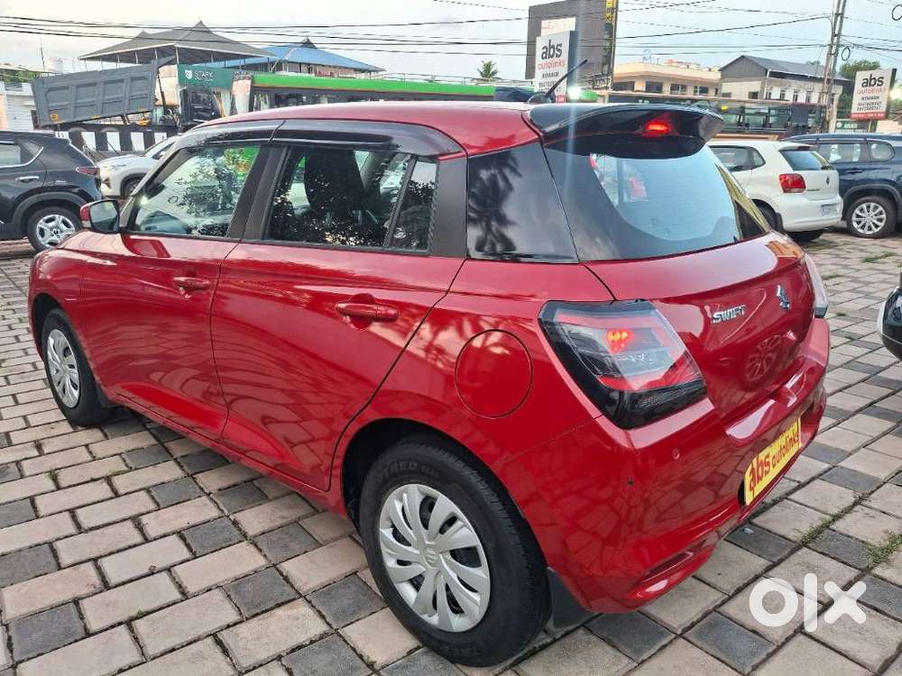 Maruti Suzuki Swift Vxi Optional, 2024, Petrol