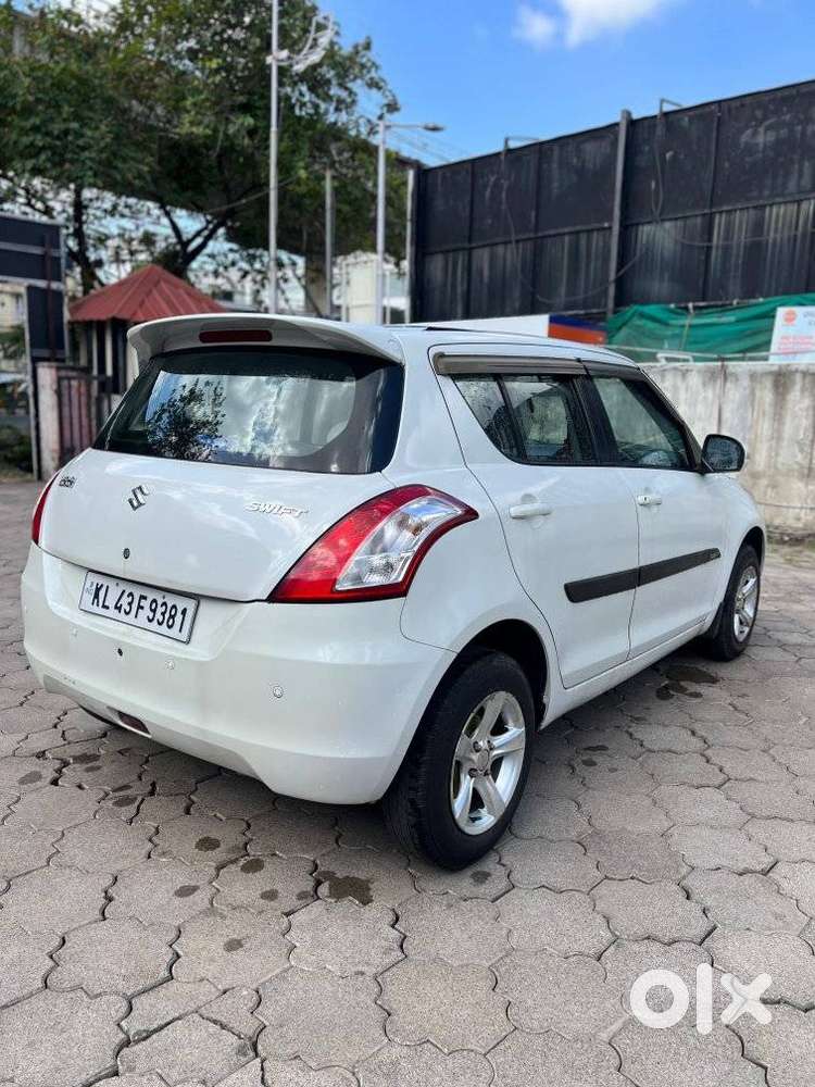 Maruti Suzuki Swift Vxi, 2014, Petrol
