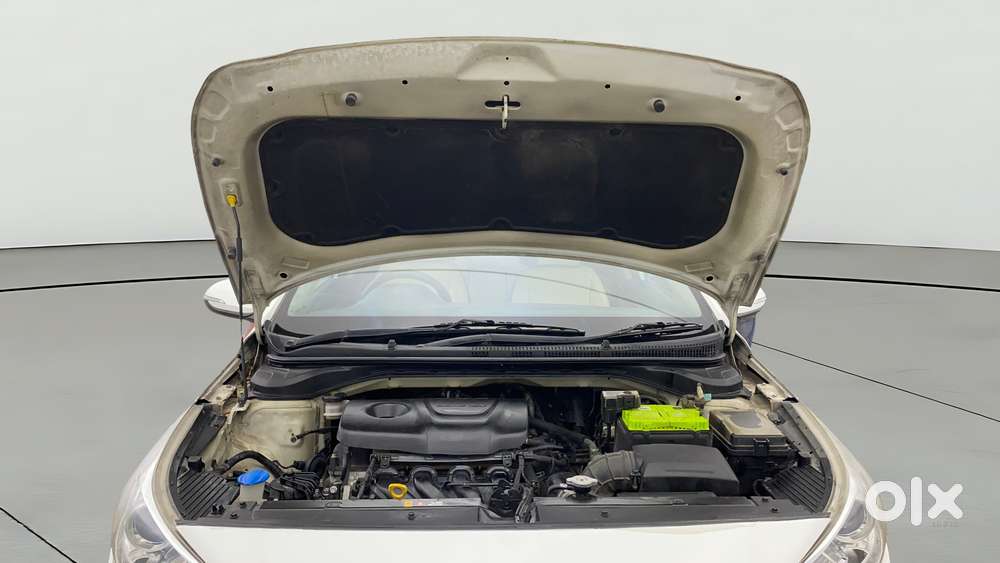 Hyundai Verna 1.6 Vtvt Sx, 2019, Petrol