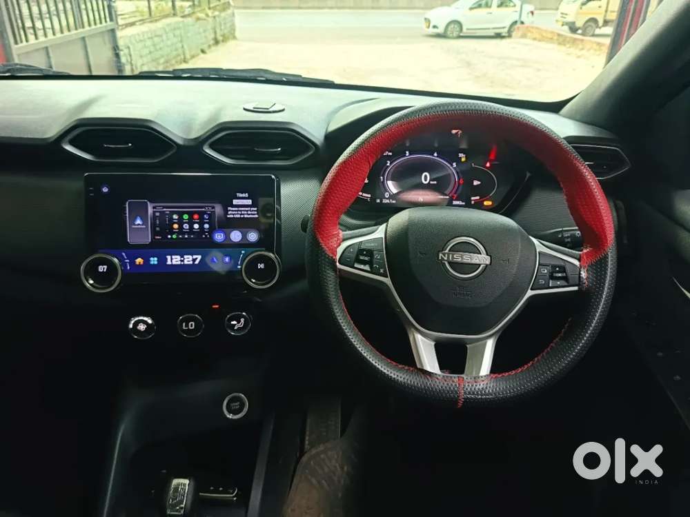 Nissan Magnite, 2025, Petrol