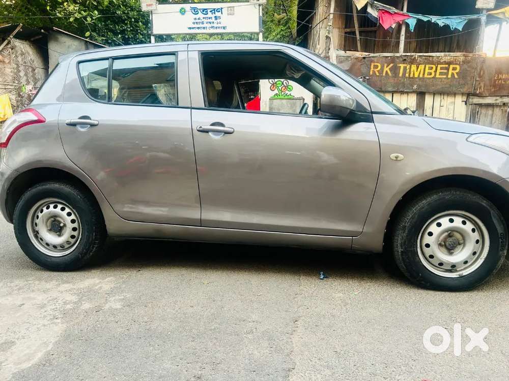 Maruti Suzuki Swift 2016 Lxi
1st Owner