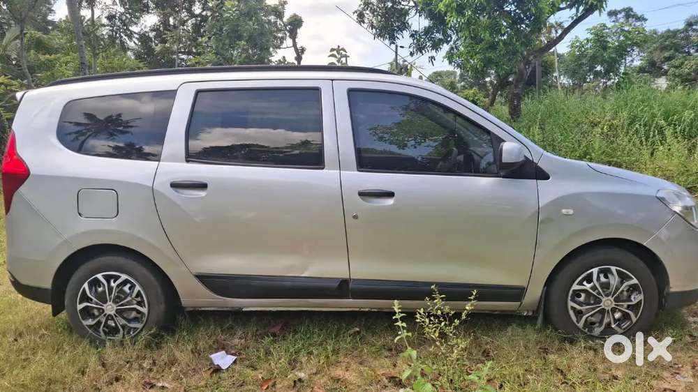 Renault Lodgy 2015 Diesel Well Maintained