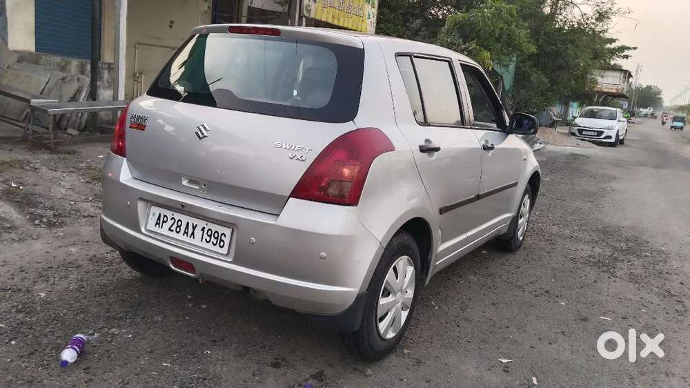 Maruti Suzuki Swift 2007 Petrol 96548 Km Driven, Exlent & Smooth