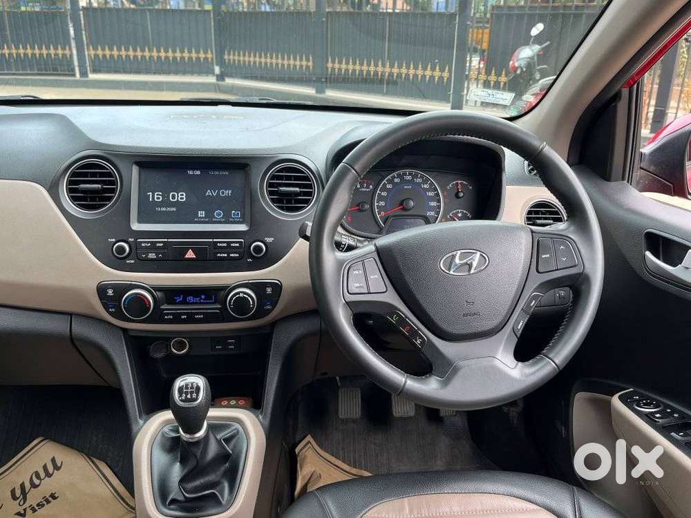 Hyundai Grand I10 Asta Option, 2017, Petrol