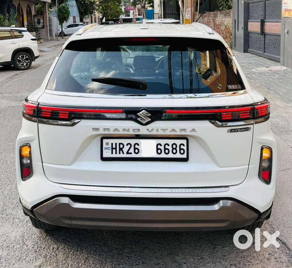 Maruti Suzuki Grand Vitara 1.5 Zeta Plus Intelligent Hybrid Ecvt, 20..
