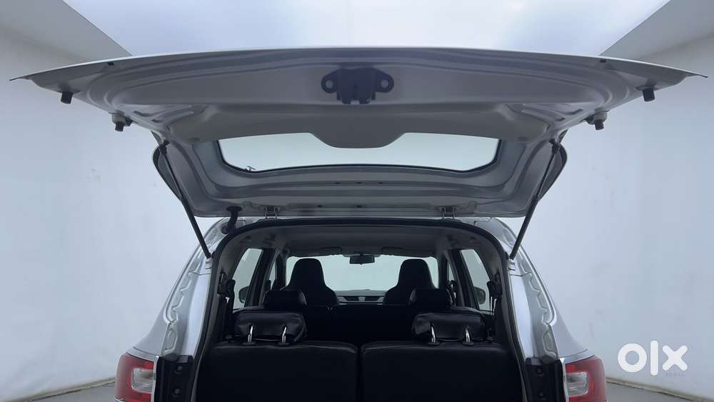 Renault Triber Rxt, 2021, Petrol