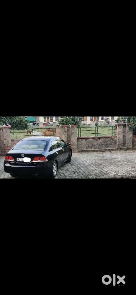 Honda Civic 2010 Petrol Well Maintained With Renewed Rc Upto 2030