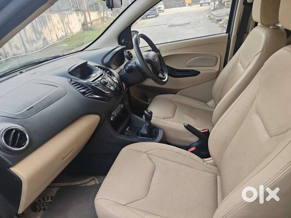 Ford Aspire Titatinium Blu Ti-vct, 2015, Petrol