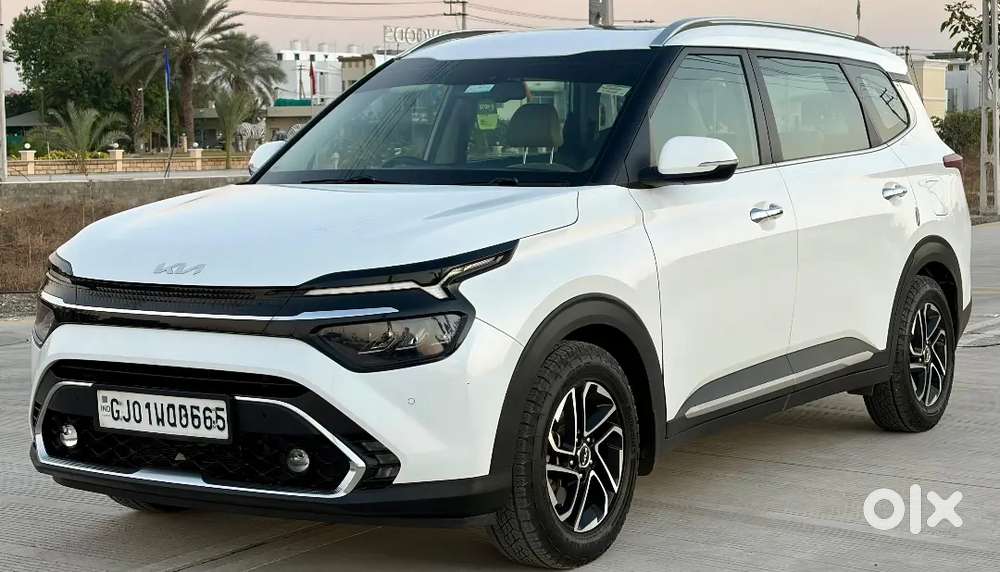 Kia Carens 2024 Diesel Luxury Plus Top Model Well Maintained