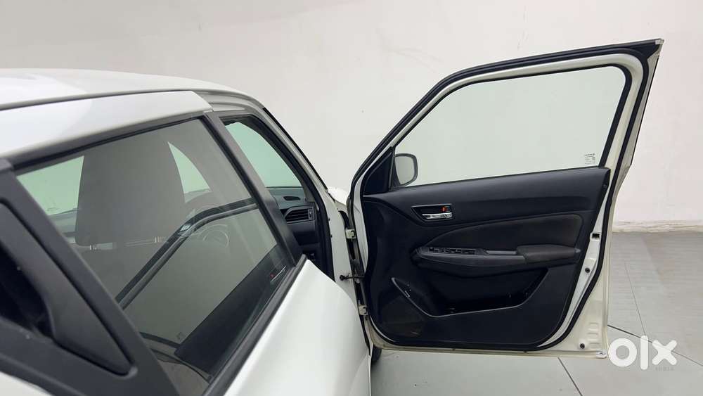 Maruti Suzuki Swift Vvt Vxi, 2018, Petrol