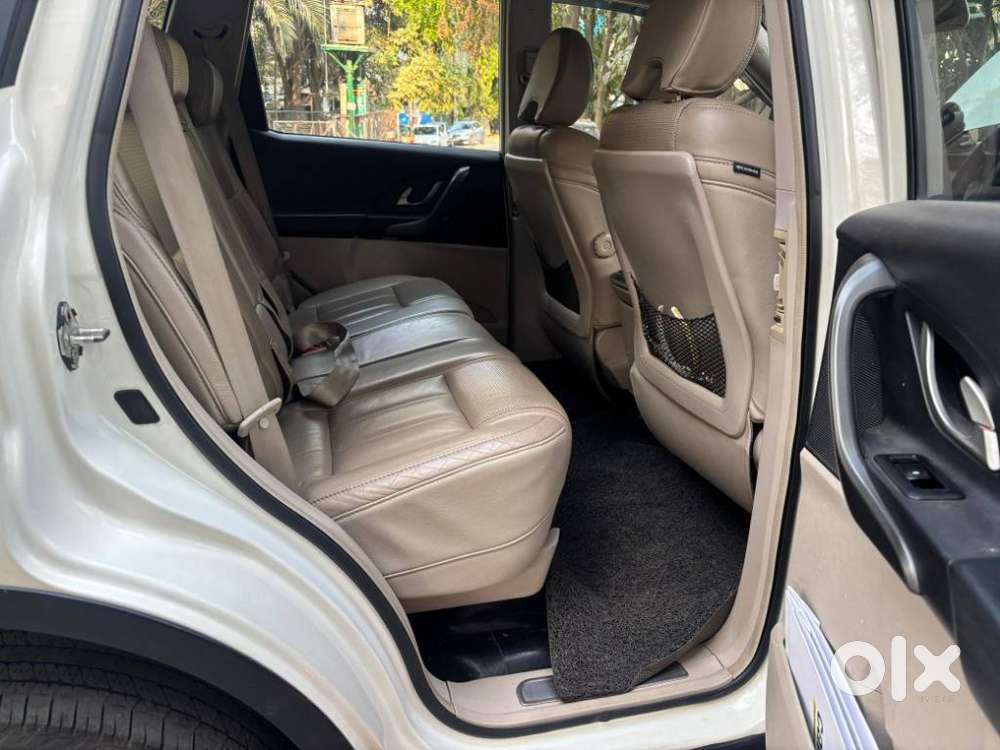 Mahindra Xuv500 At W10 Awd, 2016, Diesel