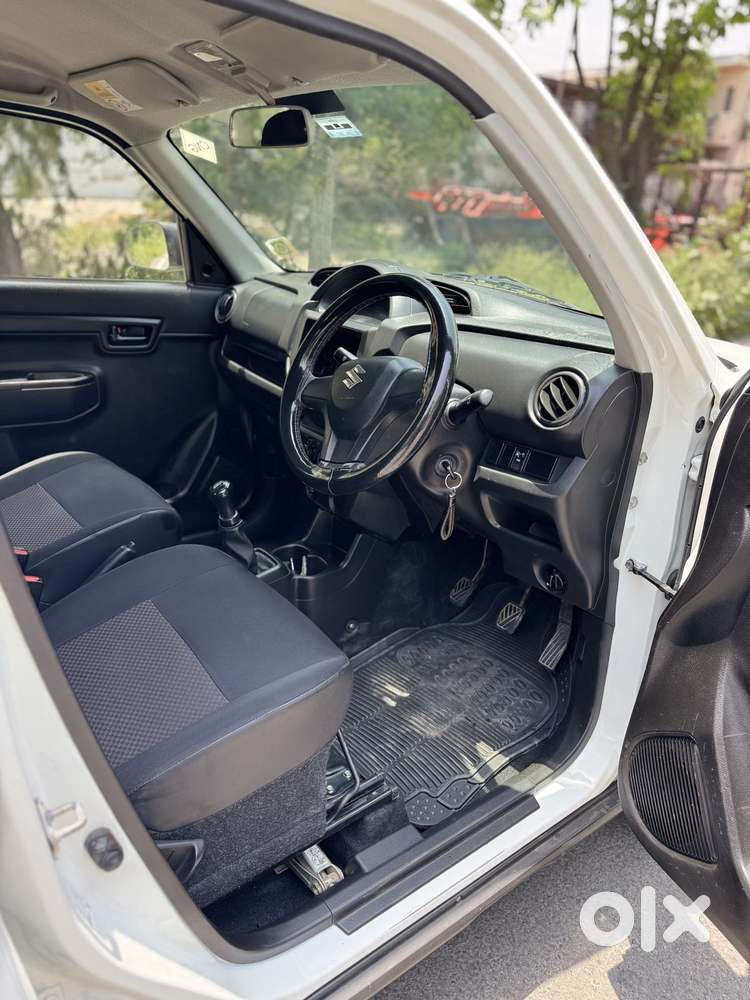 Maruti Suzuki S-presso 1.0 Vxi Cng, 2023, Cng & Hybrids
