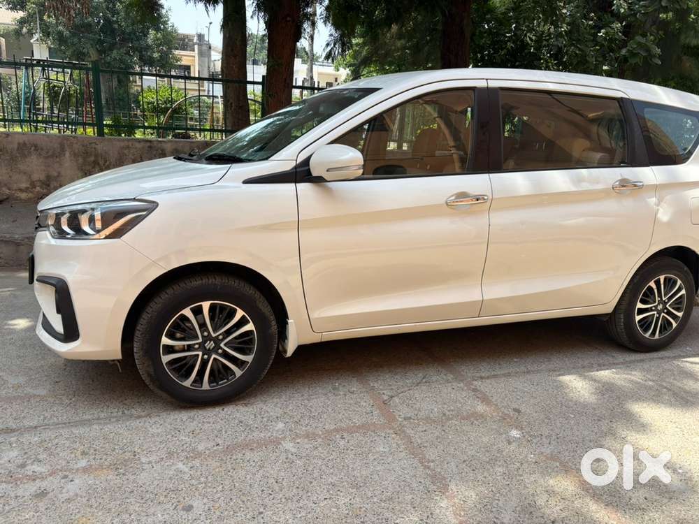 Maruti Ertiga Zxi 2025