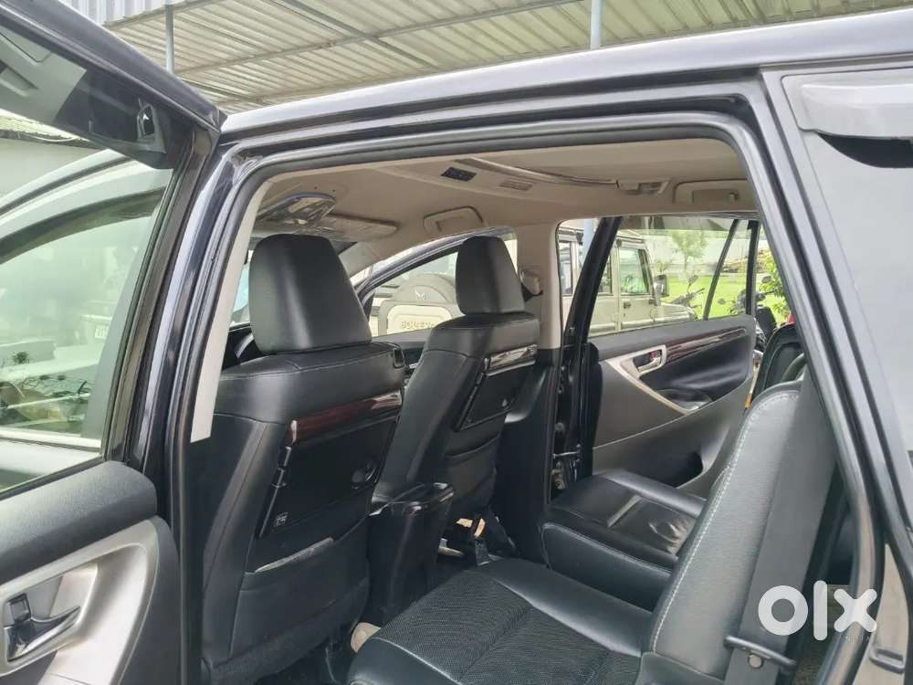 Toyota Innova Crysta 2021