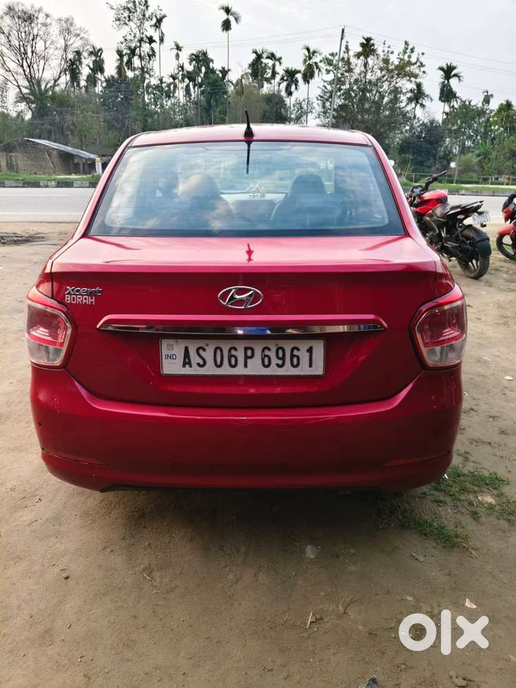 Hyundai Xcent Petrol 2015 Year