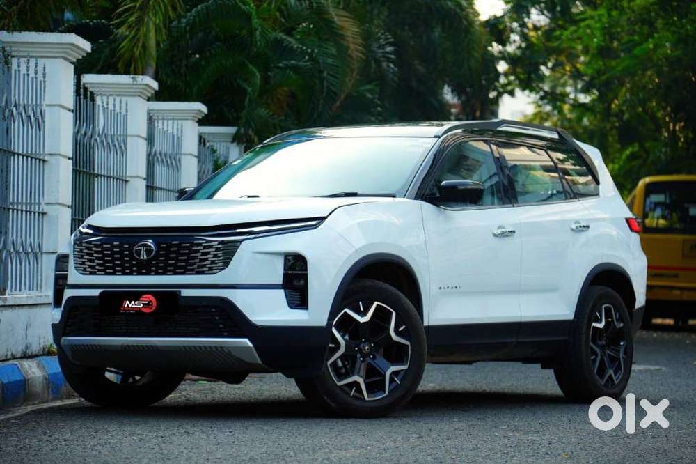 Tata Safari Accomplished X Plus 6 Str Dark Edition At, 2026, Diesel