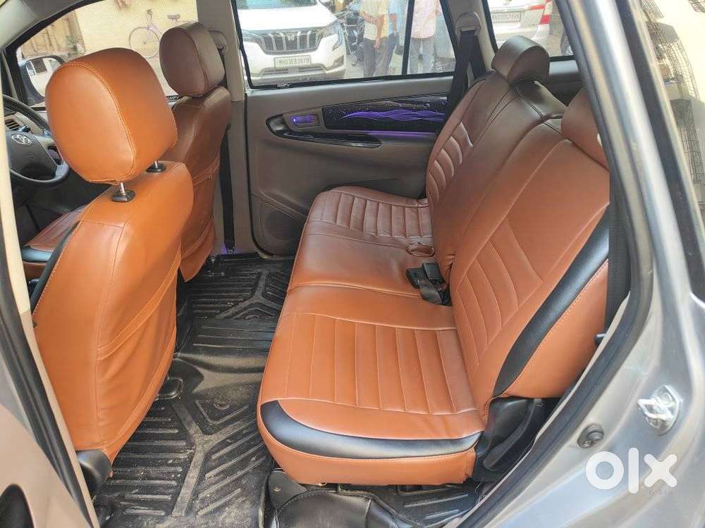 Toyota Innova 2.5 G (diesel) 8 Seater Bs Iv, 2016, Diesel