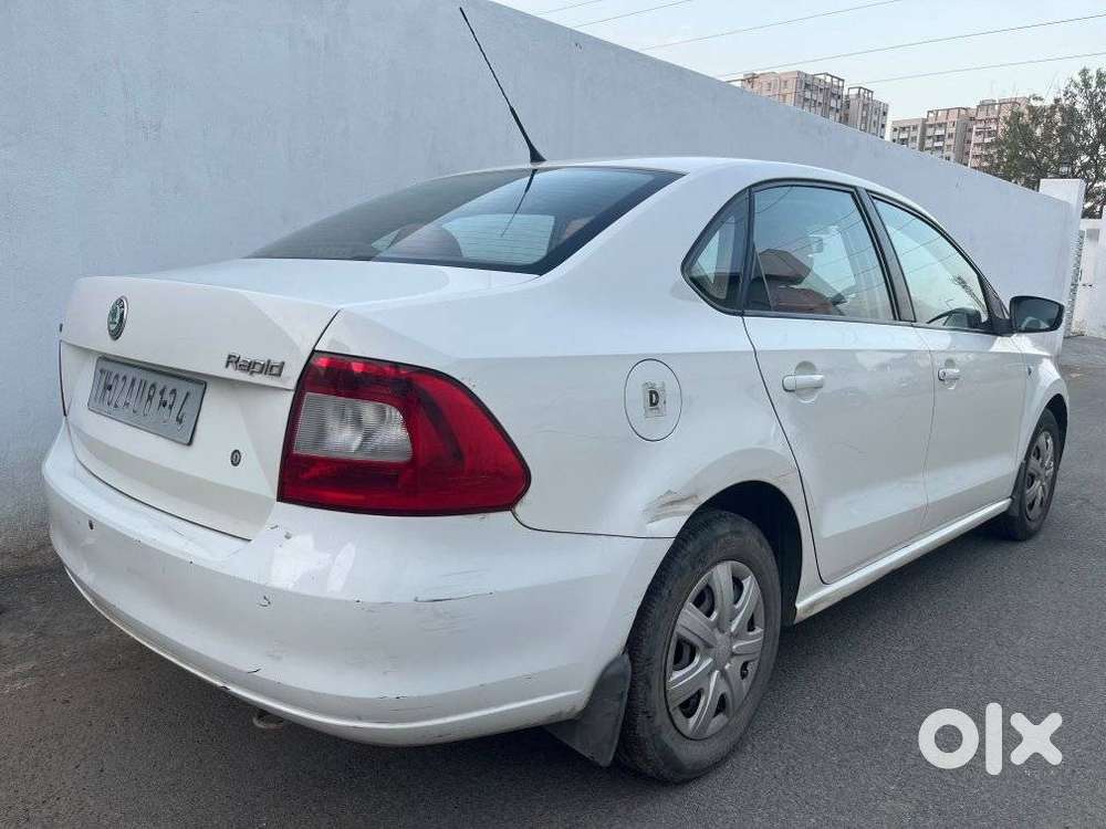 Skoda Rapid 1.6 Tdi Ambition, 2012, Diesel