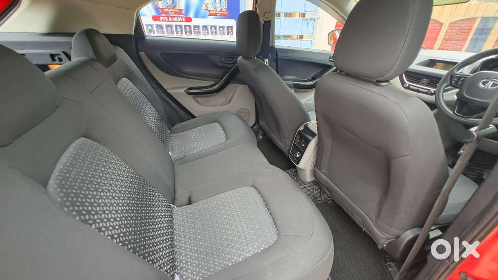 Tata Nexon 1.2 Revotron Xt, 2020, Petrol