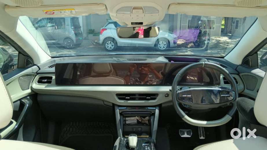 Mahindra Xev 9e Pack Three (top Model), 2025, Electric
