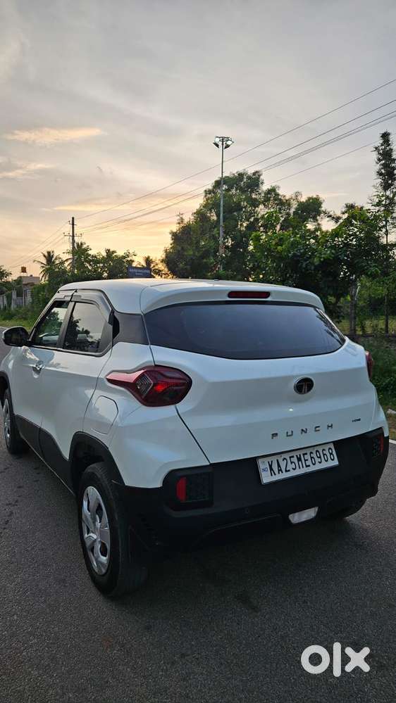 Tata Punch Pure Icng, 2025, Petrol