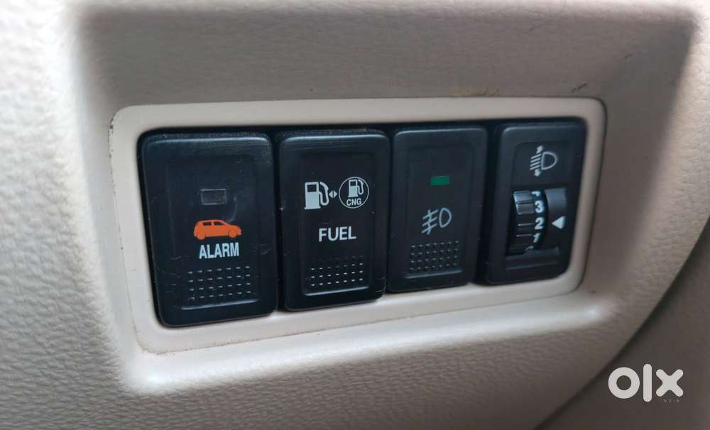Maruti Suzuki Ertiga 2012-2015 Vxi Cng, 2014, Cng & Hybrids