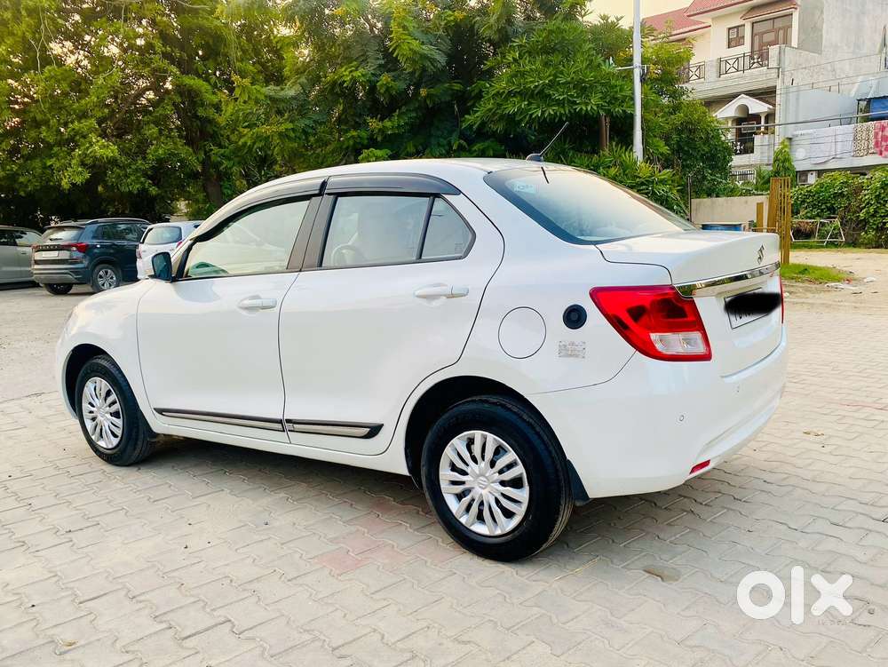 Maruti Suzuki Dzire 1.2 Vxi Cng, 2024, Petrol
