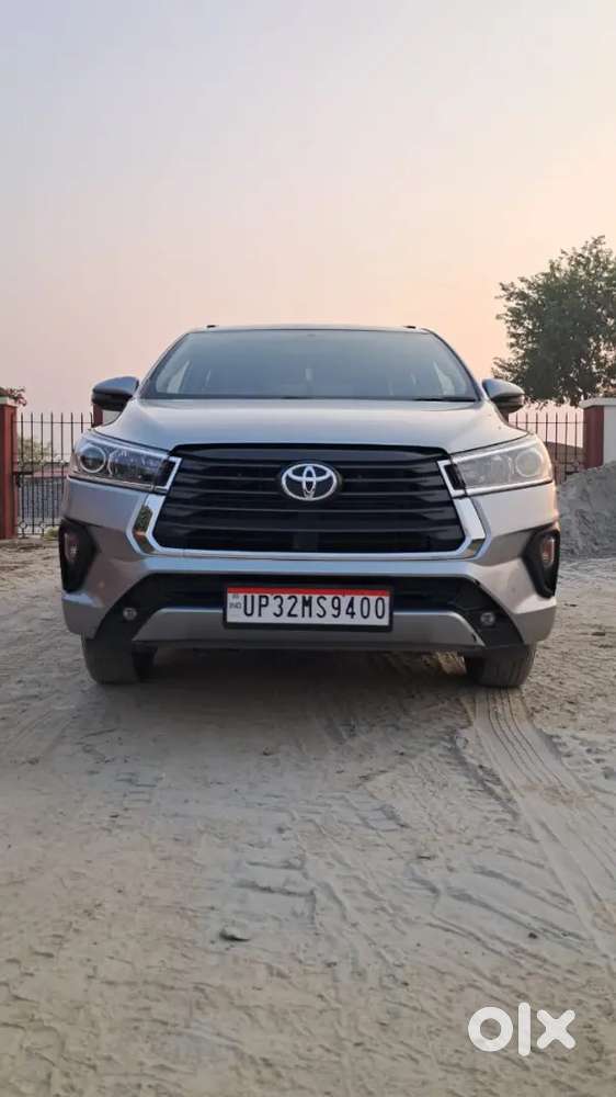 Toyota Innova Crysta 2022 Variant Mt