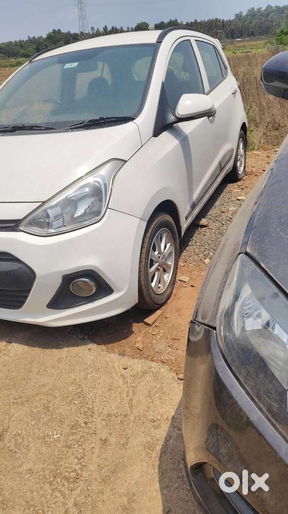 Hyundai Grand I10 Asta 1.1 Crdi (o), 2014, Petrol